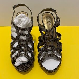 Guess- gwpolzina, sling back stiletto